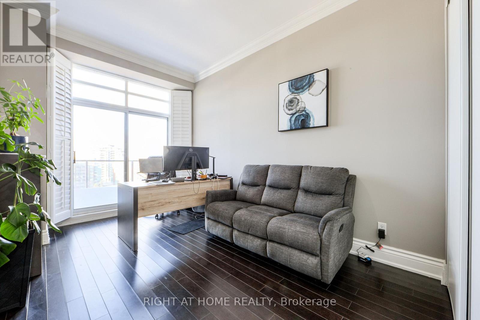 Uph2 - 37 Galleria Parkway, Markham, Ontario  L3T 0A5 - Photo 13 - N12999048