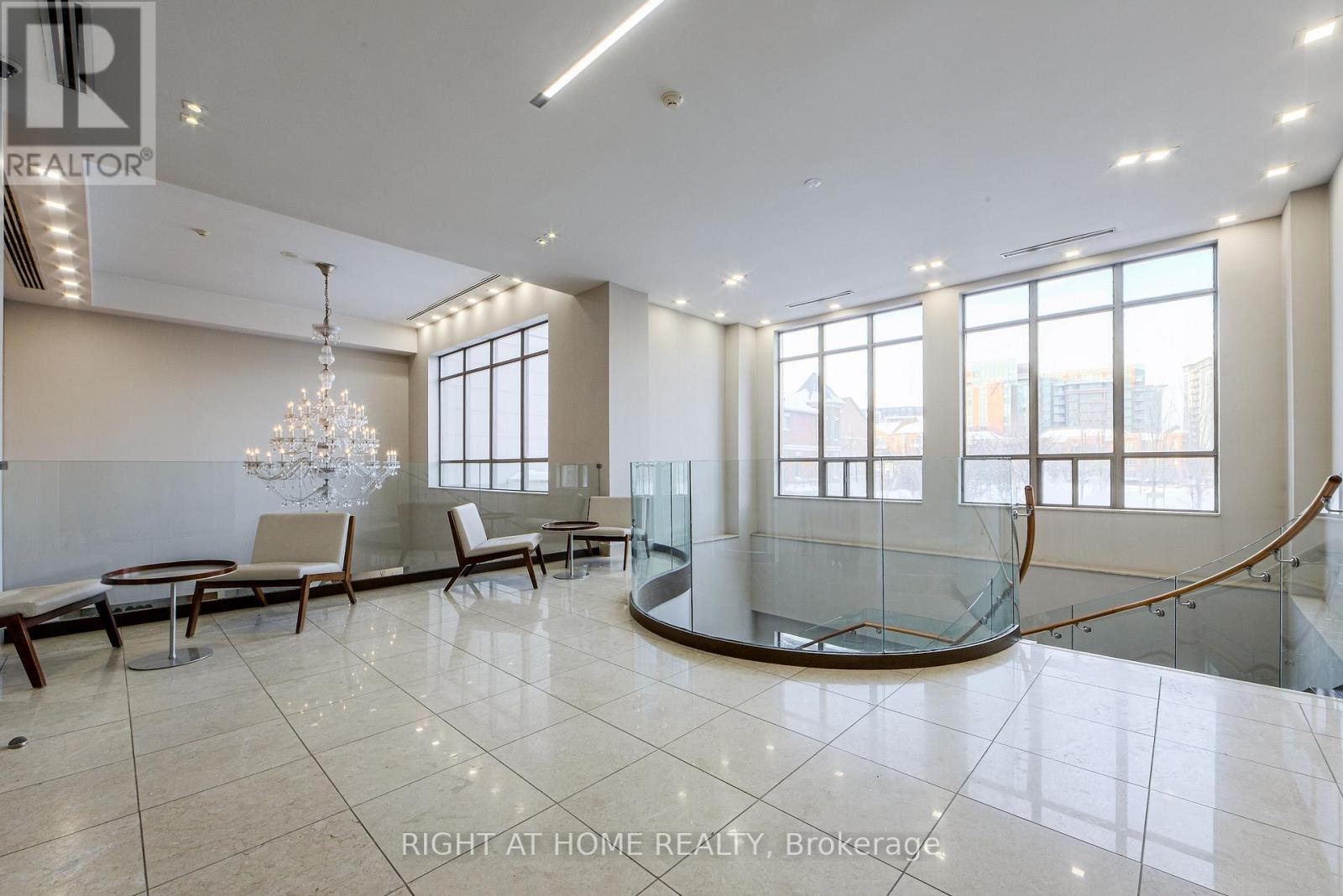 Uph2 - 37 Galleria Parkway, Markham, Ontario  L3T 0A5 - Photo 20 - N12999048