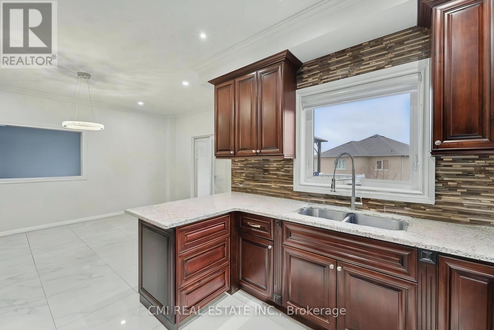 717 Vaughan Mills Road, Vaughan, Ontario  L4H 1H6 - Photo 11 - N12999084