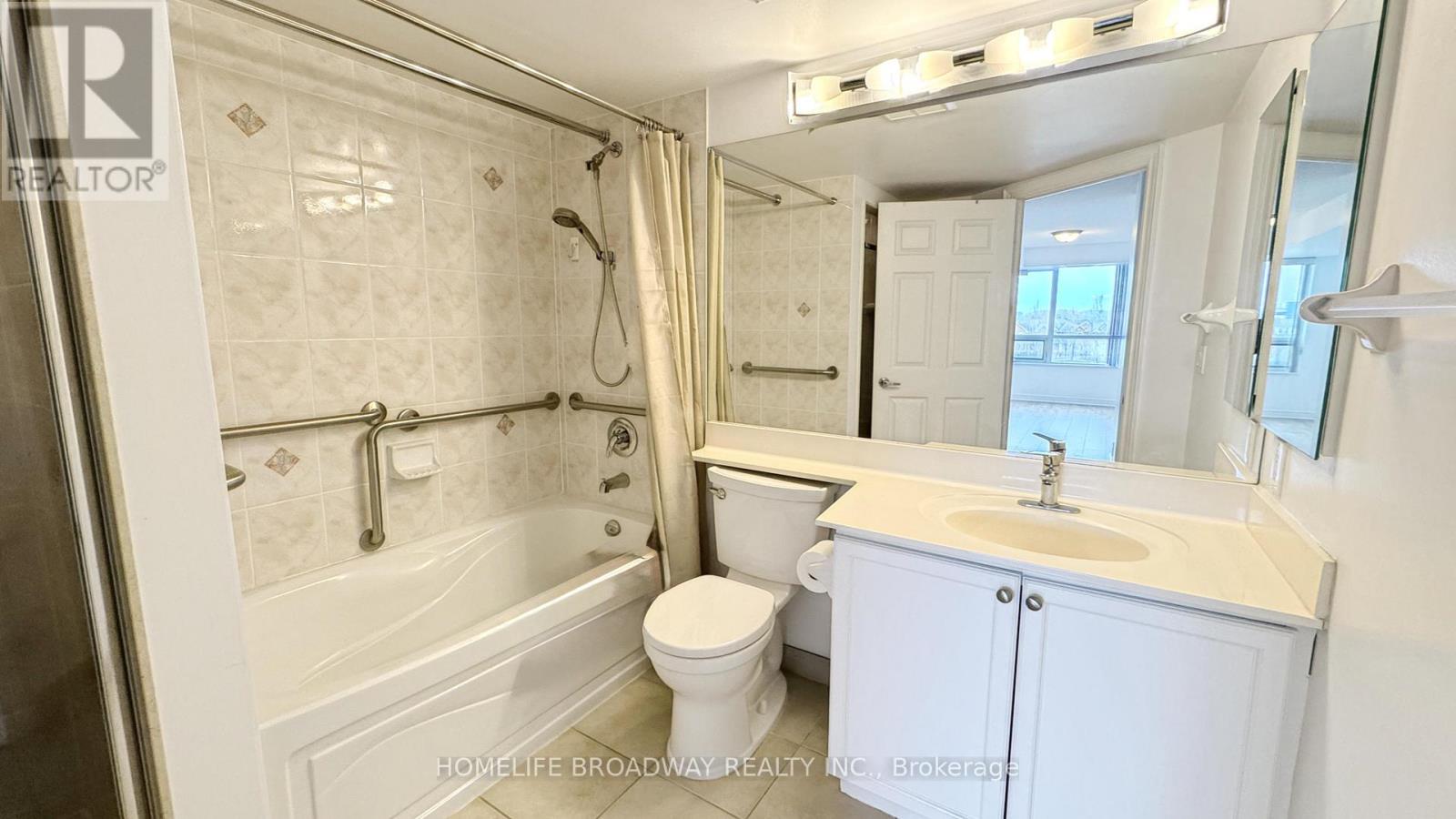 713 - 33 Cox Boulevard, Markham, Ontario  L3R 8A6 - Photo 12 - N12991140