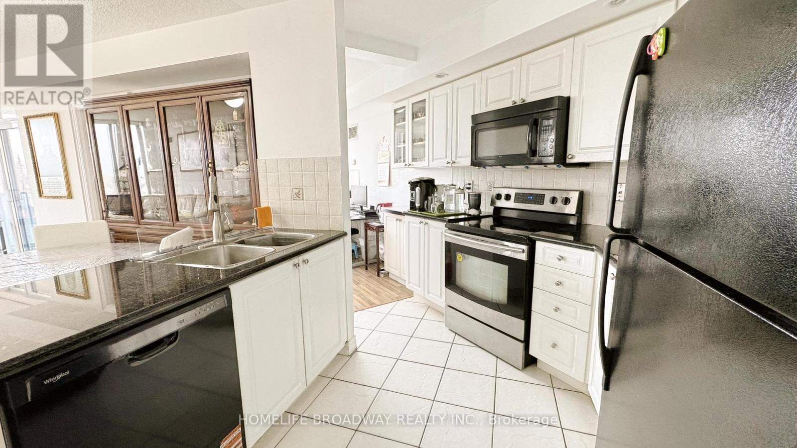 713 - 33 Cox Boulevard, Markham, Ontario  L3R 8A6 - Photo 5 - N12991140