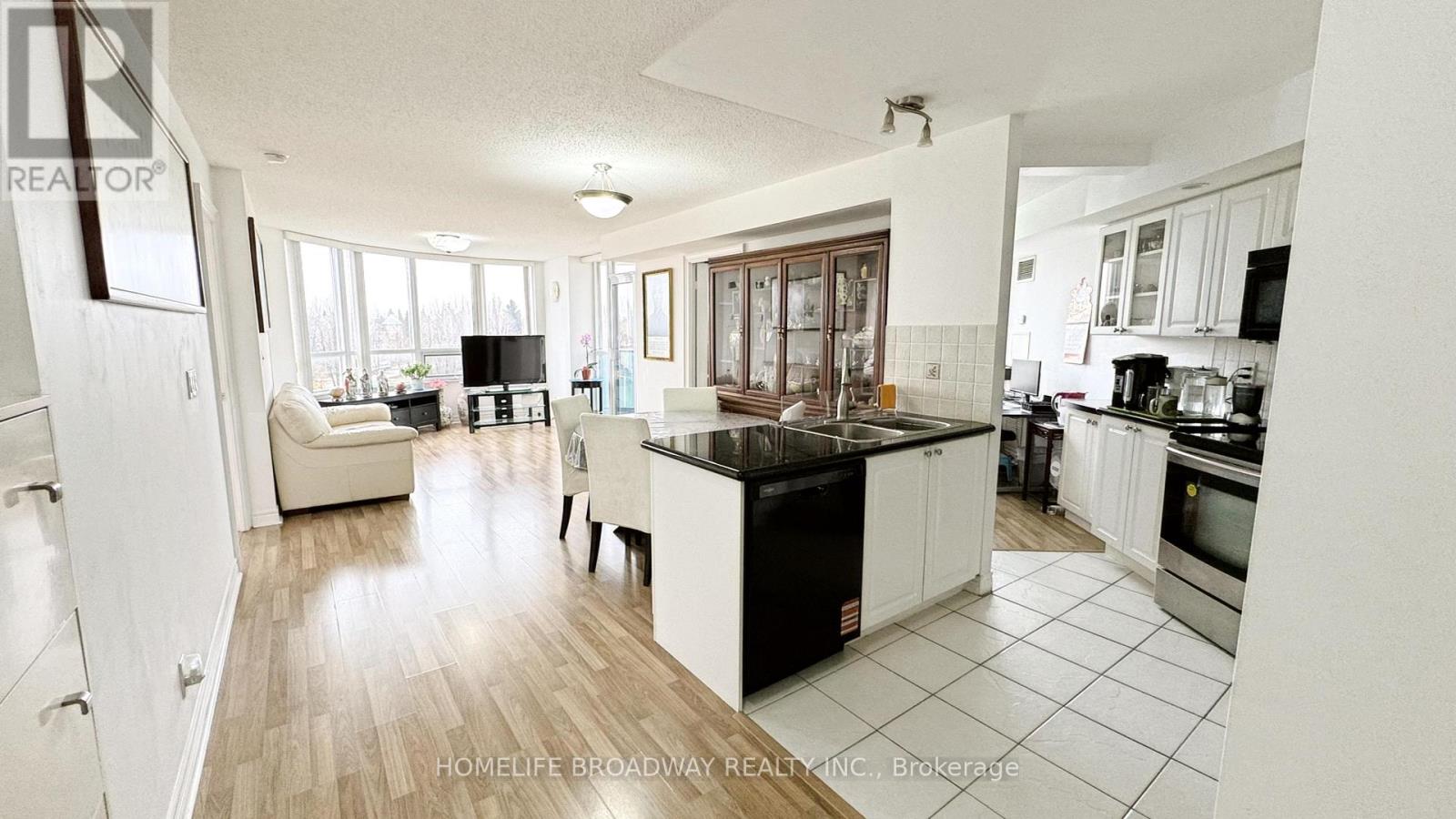 713 - 33 COX BOULEVARD, Markham, Ontario