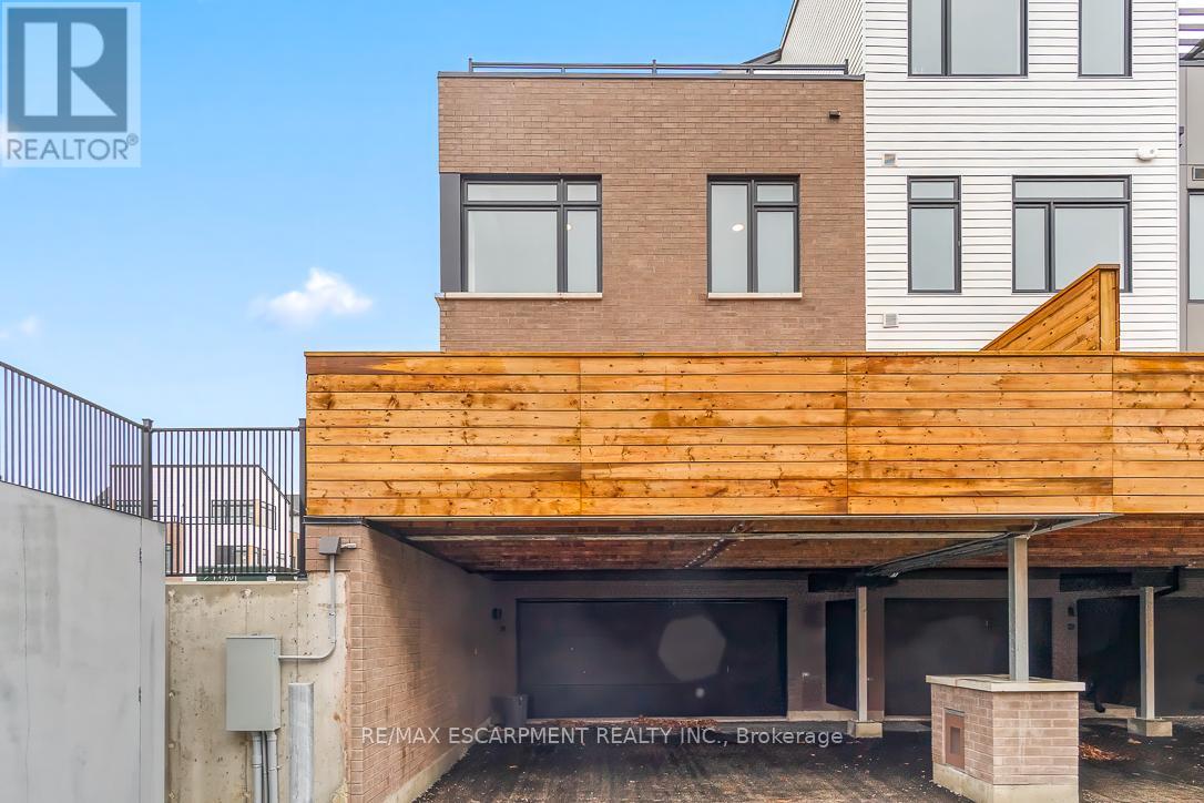 19 - 20 Lou Parsons Way, Mississauga, Ontario  L5H 0B2 - Photo 41 - W12855704