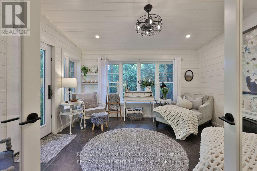 3555 Kingbird Court, Mississauga, Ontario  L5L 2P9 - Photo 14 - W12867160