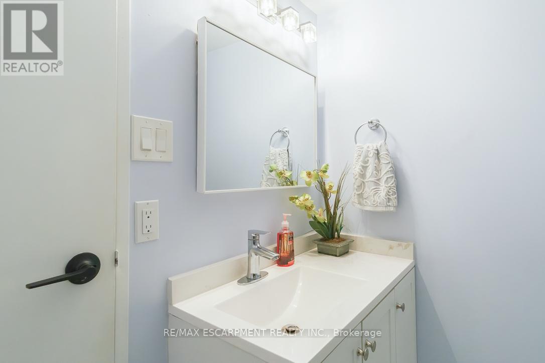 806 - 3650 Kaneff Crescent, Mississauga, Ontario  L5A 4A1 - Photo 25 - W12953086