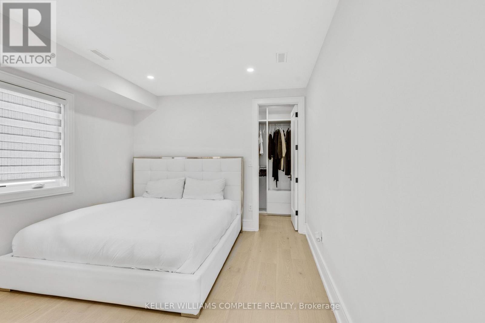 1362 Kenmuir Avenue, Mississauga, Ontario  L5G 4B4 - Photo 16 - W12997440