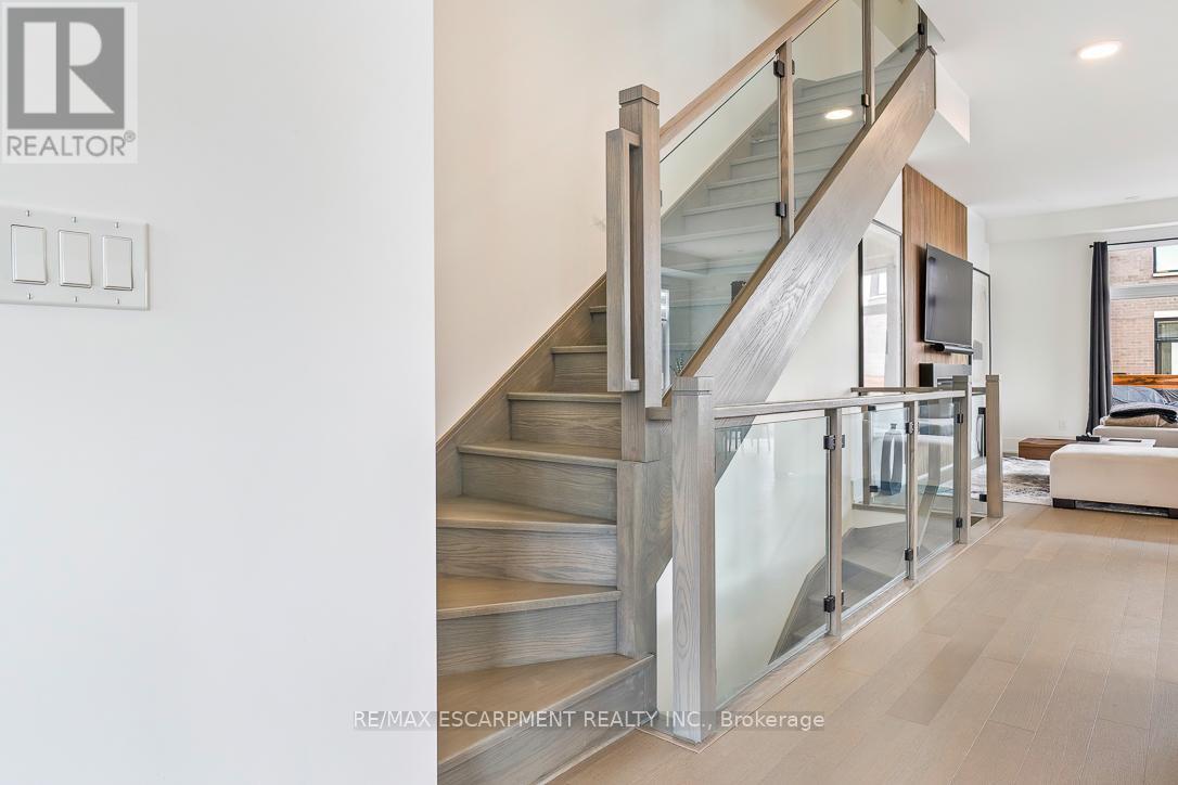 98 - 35 Lou Parson Way, Mississauga, Ontario  L5H 0B2 - Photo 23 - W12983084