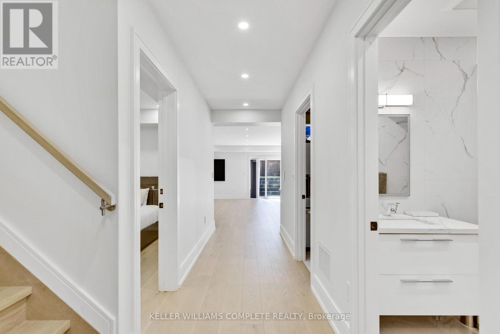 1362 Kenmuir Avenue, Mississauga, Ontario  L5G 4B4 - Photo 28 - W12997440