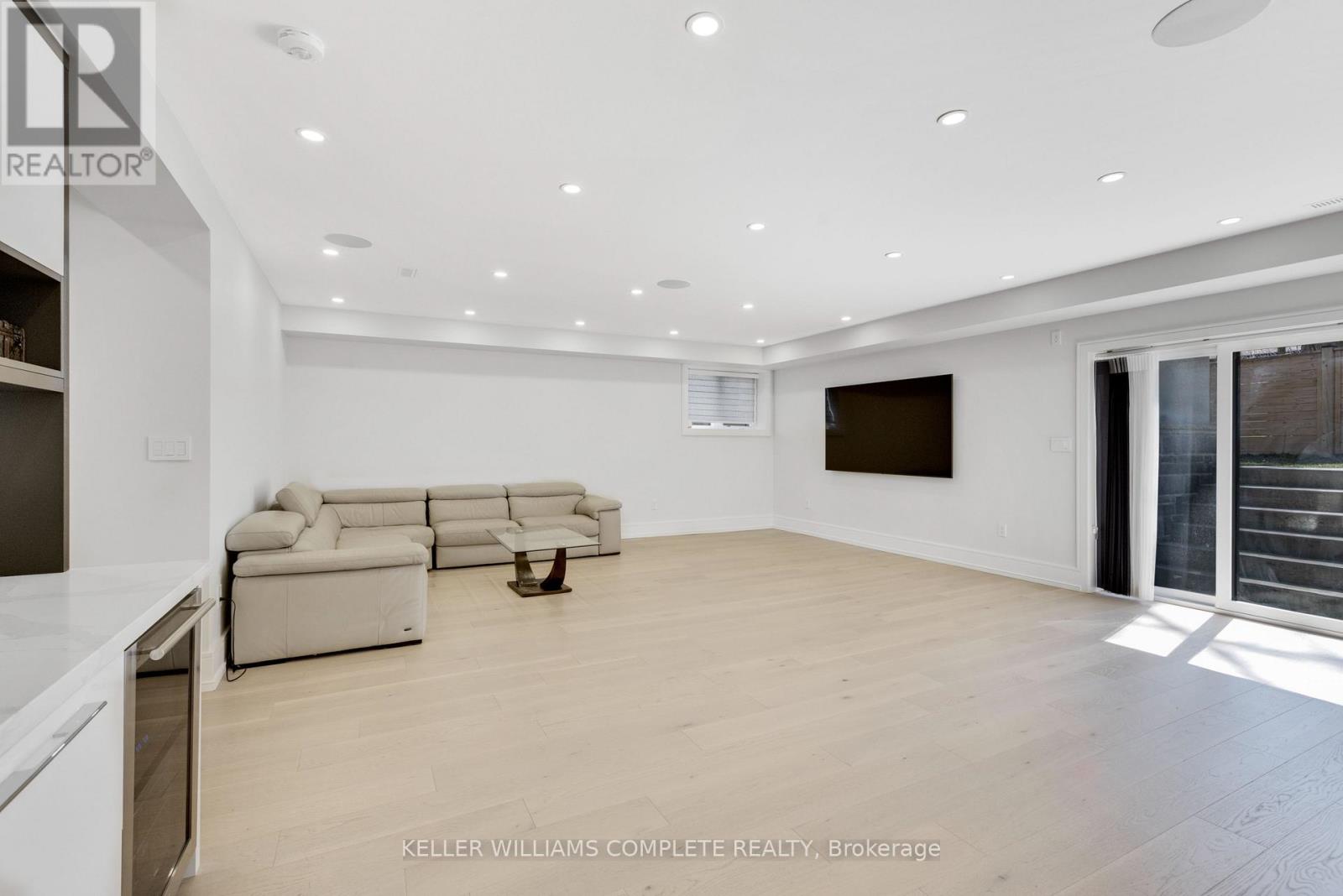 1362 Kenmuir Avenue, Mississauga, Ontario  L5G 4B4 - Photo 34 - W12997440