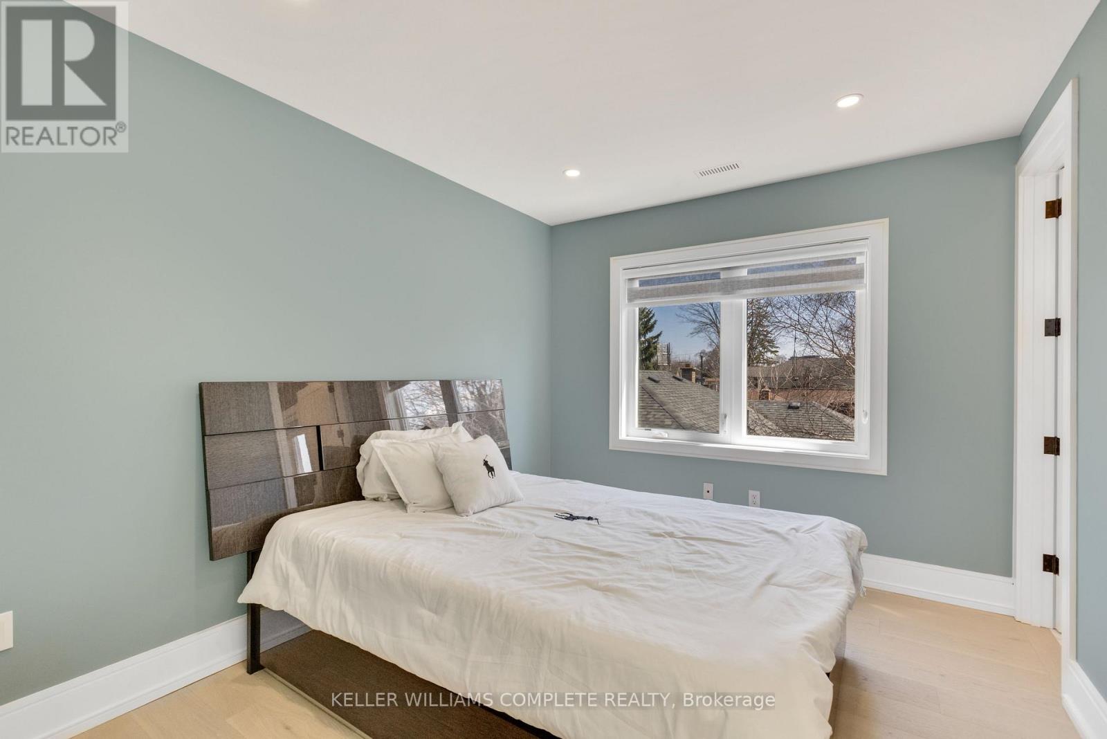 1362 Kenmuir Avenue, Mississauga, Ontario  L5G 4B4 - Photo 22 - W12997440