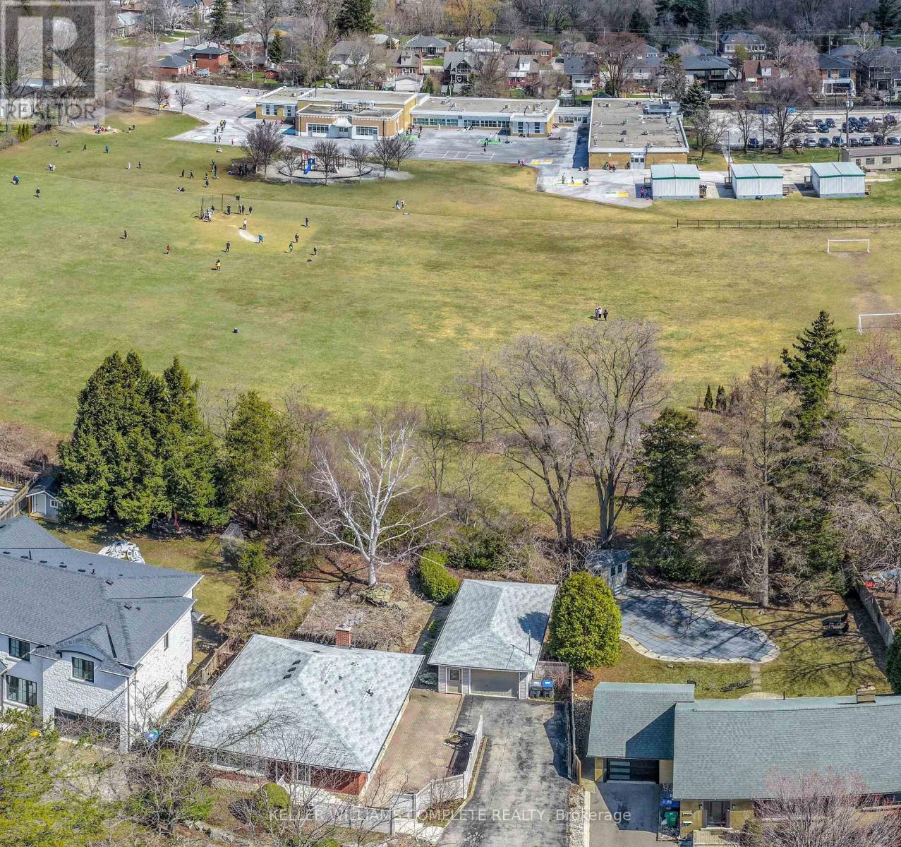 1362 Kenmuir Avenue, Mississauga, Ontario  L5G 4B4 - Photo 41 - W12997440