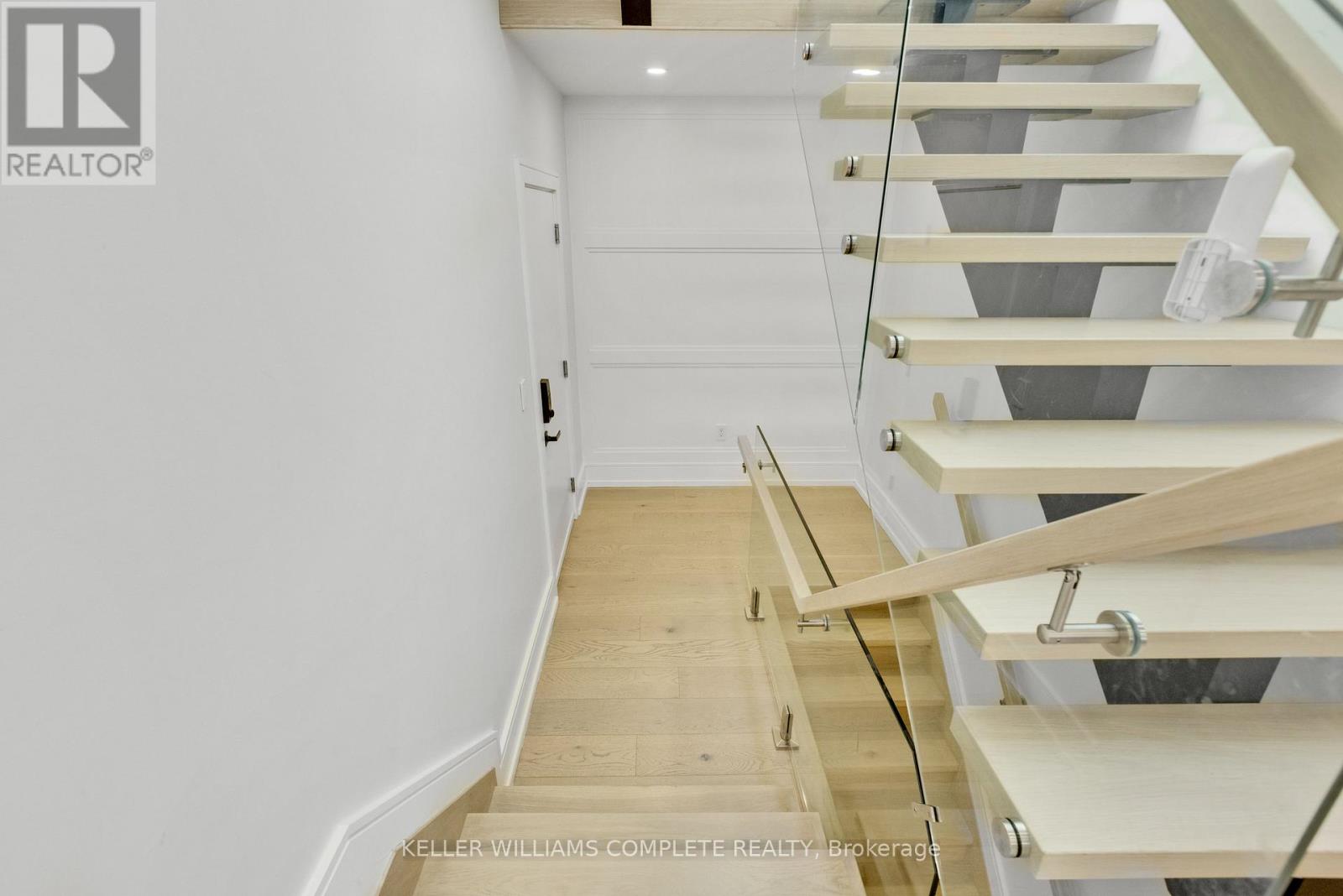 1362 Kenmuir Avenue, Mississauga, Ontario  L5G 4B4 - Photo 24 - W12997440