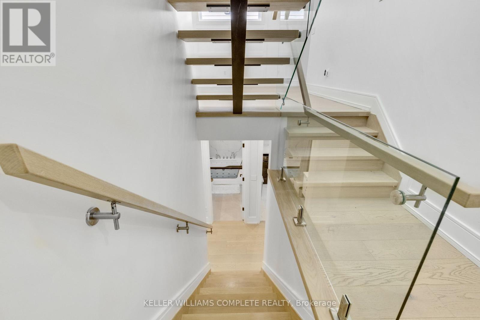 1362 Kenmuir Avenue, Mississauga, Ontario  L5G 4B4 - Photo 25 - W12997440