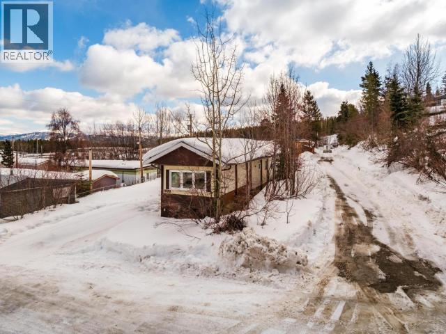 108-4 Prospector Road, Whitehorse, Yukon  Y1A 5G5 - Photo 2 - 17174