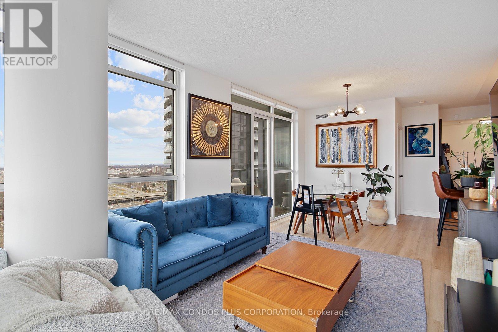 1802 - 9 Valhalla Inn Road, Toronto, Ontario  M9B 1S9 - Photo 1 - W12999038