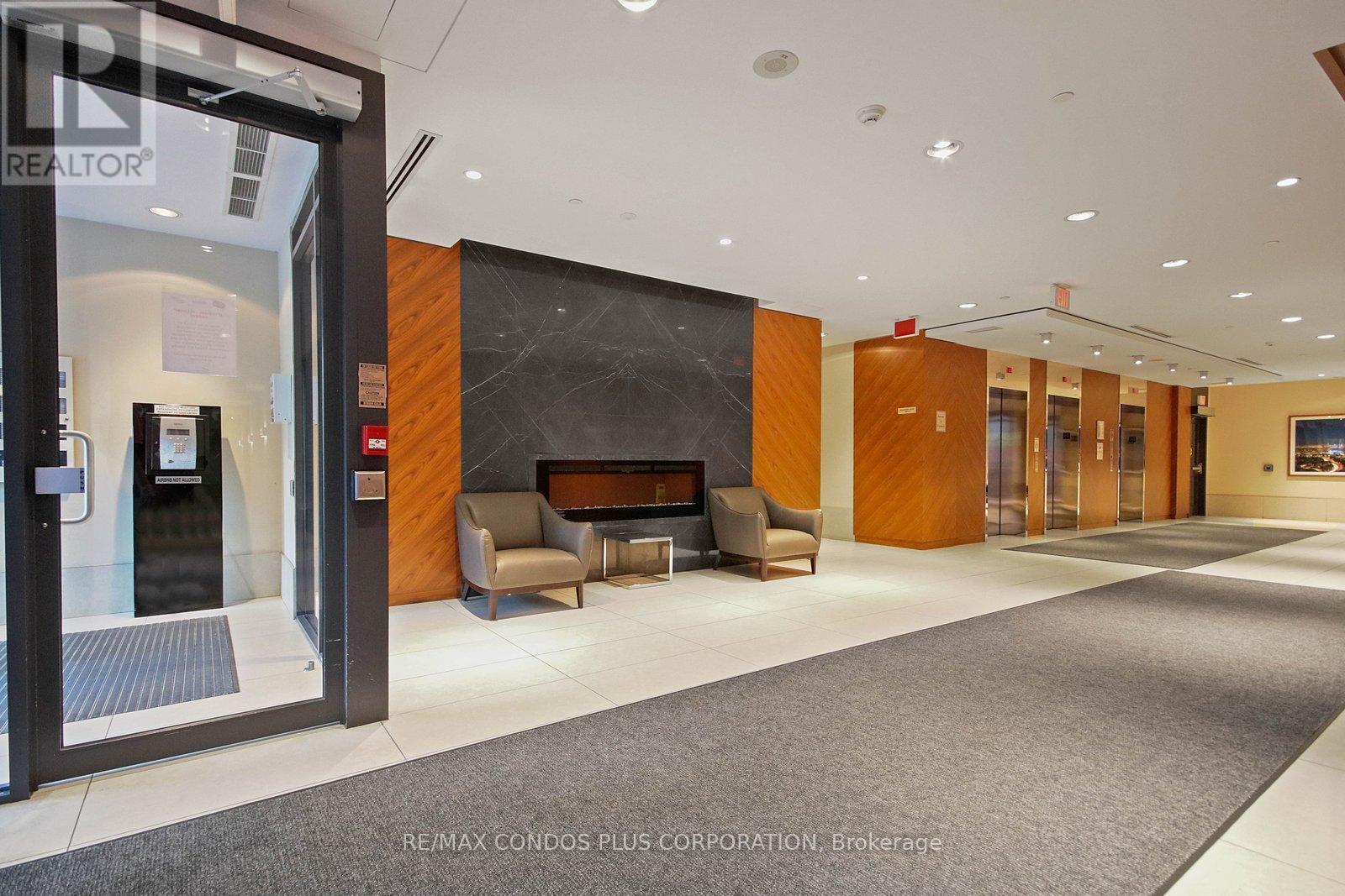 1802 - 9 Valhalla Inn Road, Toronto, Ontario  M9B 1S9 - Photo 30 - W12999038