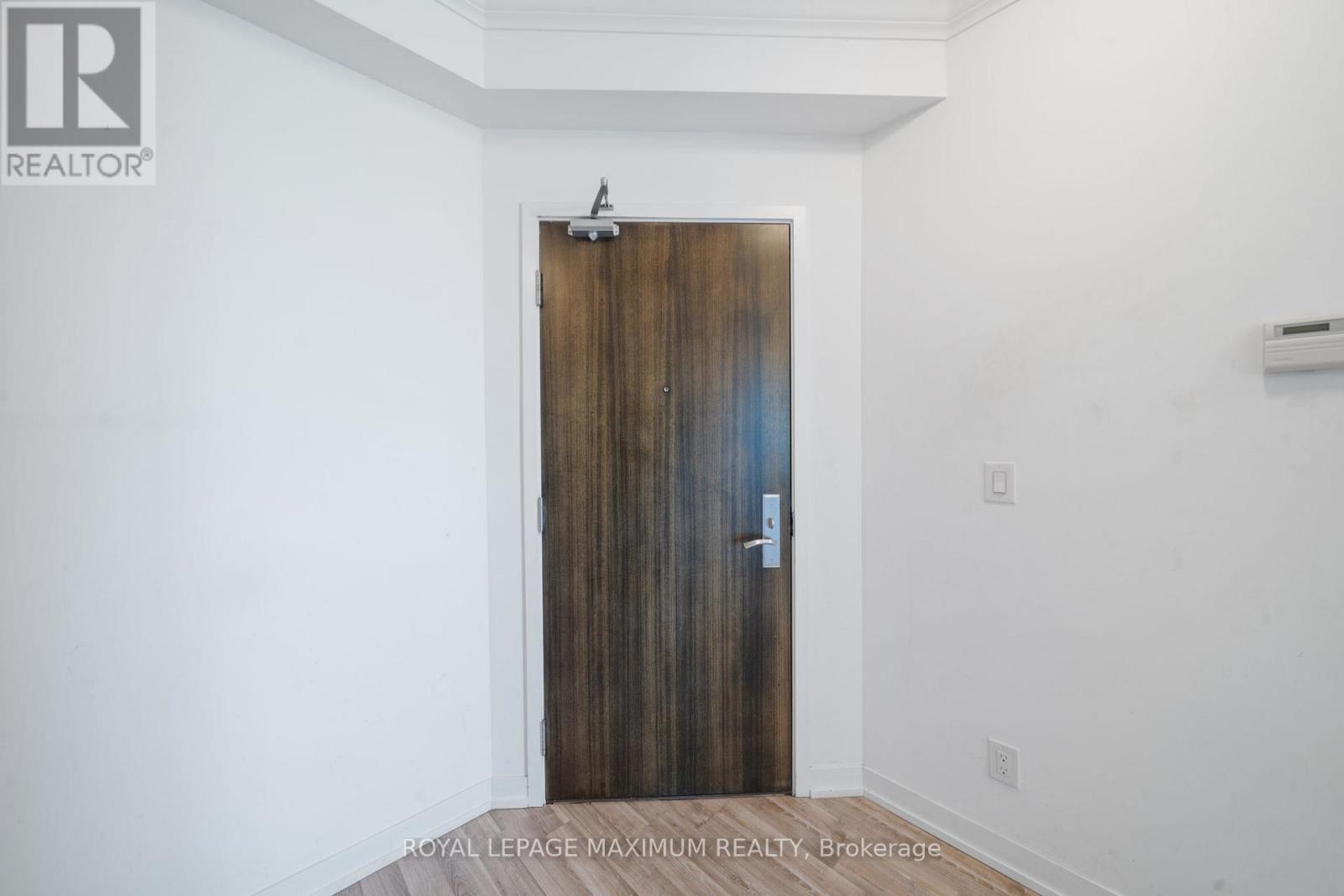 1503 - 840 Queens Plate Drive, Toronto, Ontario  M9W 0E7 - Photo 11 - W12999046