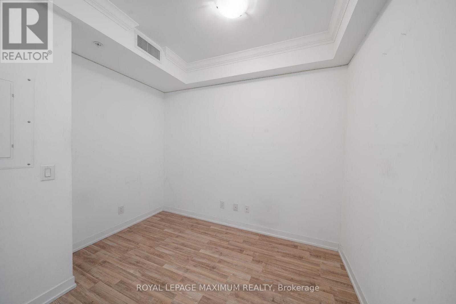 1503 - 840 Queens Plate Drive, Toronto, Ontario  M9W 0E7 - Photo 12 - W12999046