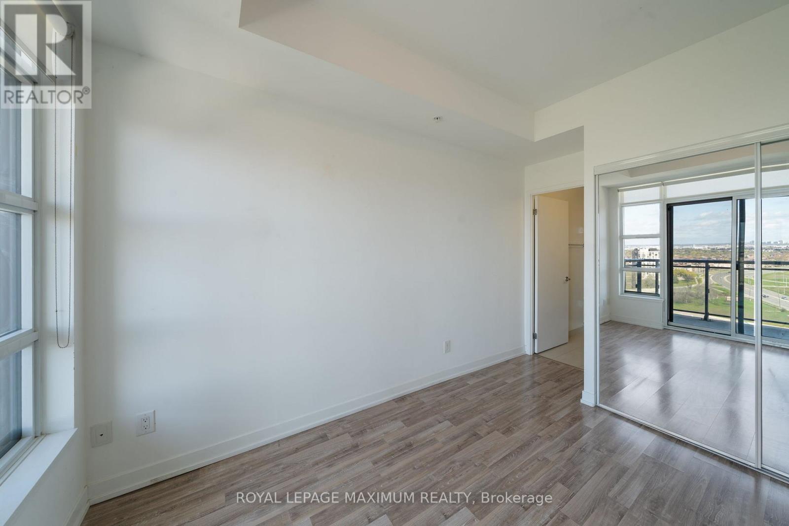 1503 - 840 Queens Plate Drive, Toronto, Ontario  M9W 0E7 - Photo 21 - W12999046