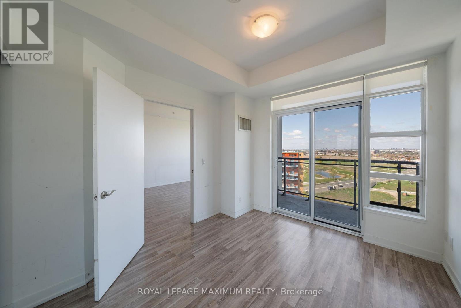 1503 - 840 Queens Plate Drive, Toronto, Ontario  M9W 0E7 - Photo 22 - W12999046