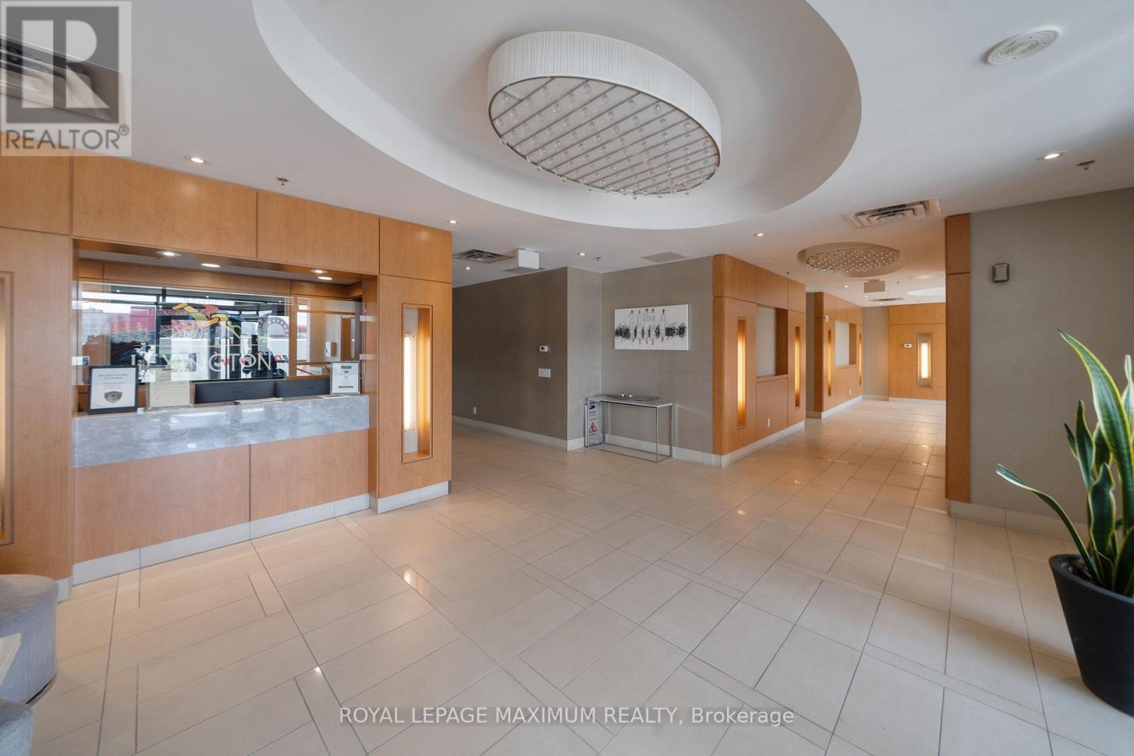 1503 - 840 Queens Plate Drive, Toronto, Ontario  M9W 0E7 - Photo 5 - W12999046