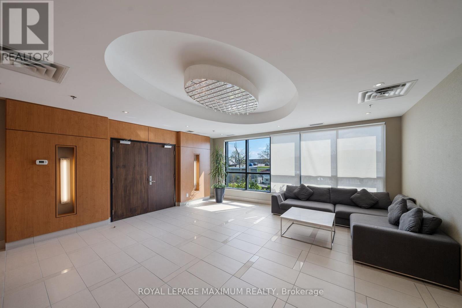 1503 - 840 Queens Plate Drive, Toronto, Ontario  M9W 0E7 - Photo 8 - W12999046