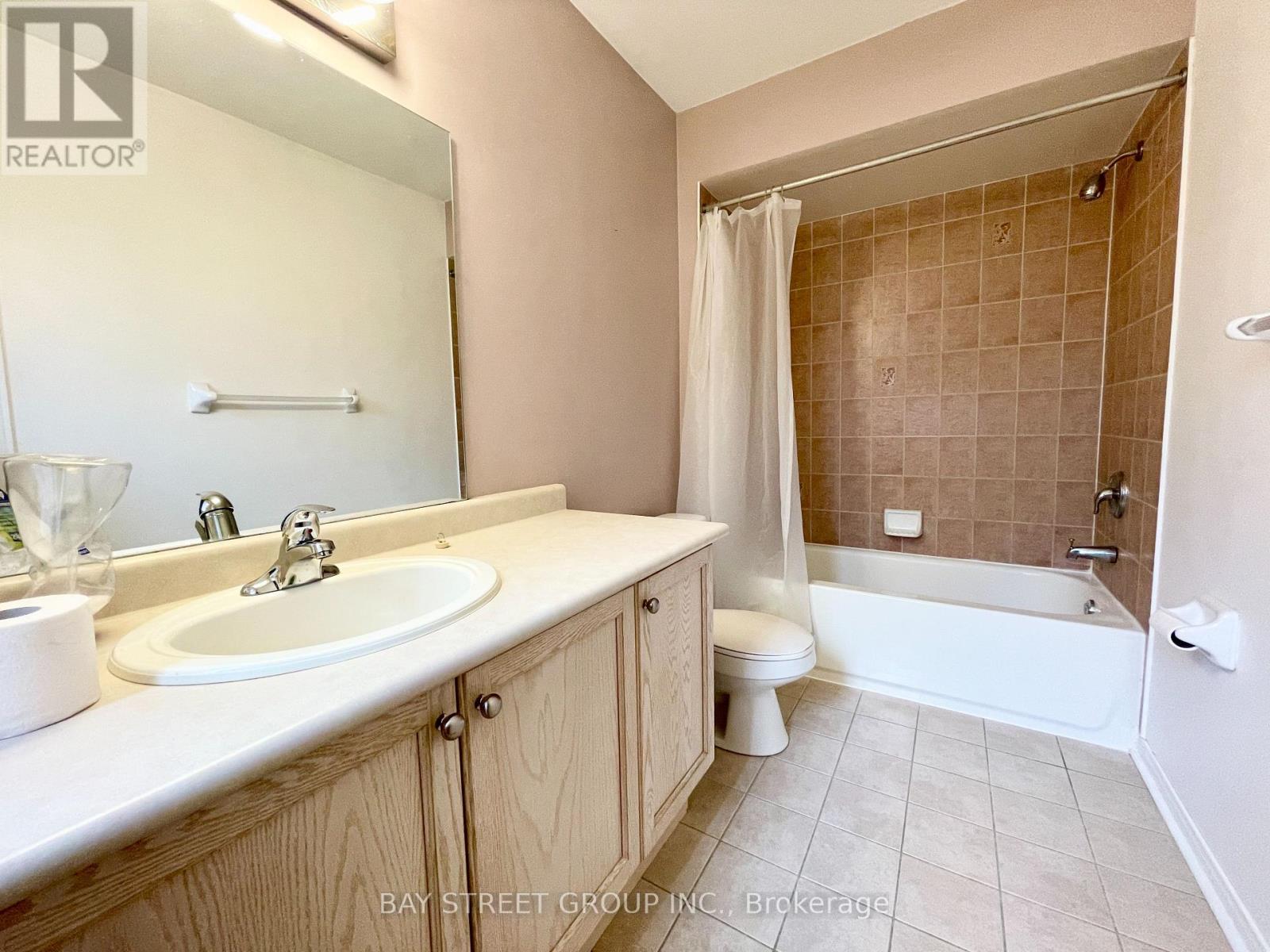 1153 Davis Lane, Milton, Ontario  L9T 5R1 - Photo 18 - W12999072