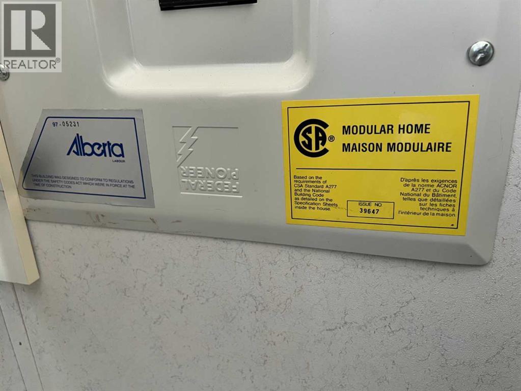 806 5 A Street, Fox Creek, Alberta  T0H 1P0 - Photo 8 - A2300838