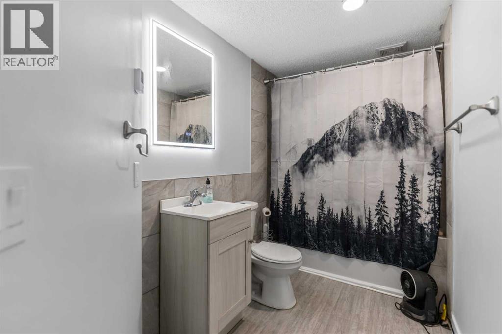 328 Rainbow  Falls Way, Chestermere, Alberta  T1X 1W5 - Photo 26 - A2287071