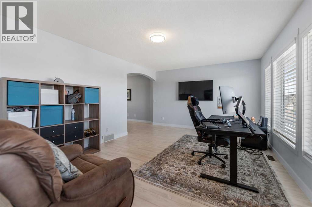 328 Rainbow  Falls Way, Chestermere, Alberta  T1X 1W5 - Photo 22 - A2287071