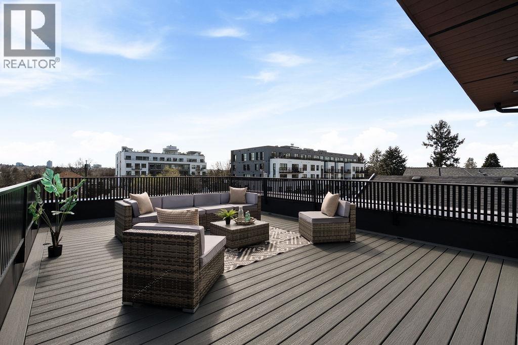 1 2282 E 8th Avenue, Vancouver, British Columbia  V5N 1V5 - Photo 3 - R3111391