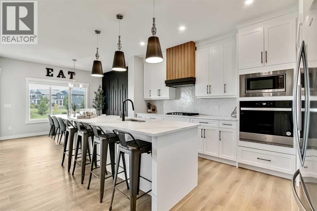 46 Highwood Drive, Okotoks, Alberta  T1S 5S4 - Photo 8 - A2294345