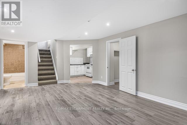 116 Irene Avenue, Hamilton, Ontario  L8G 2B5 - Photo 16 - X12999080