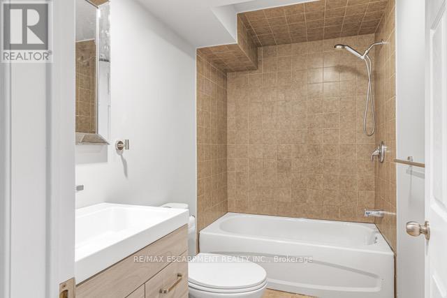 116 Irene Avenue, Hamilton, Ontario  L8G 2B5 - Photo 19 - X12999080