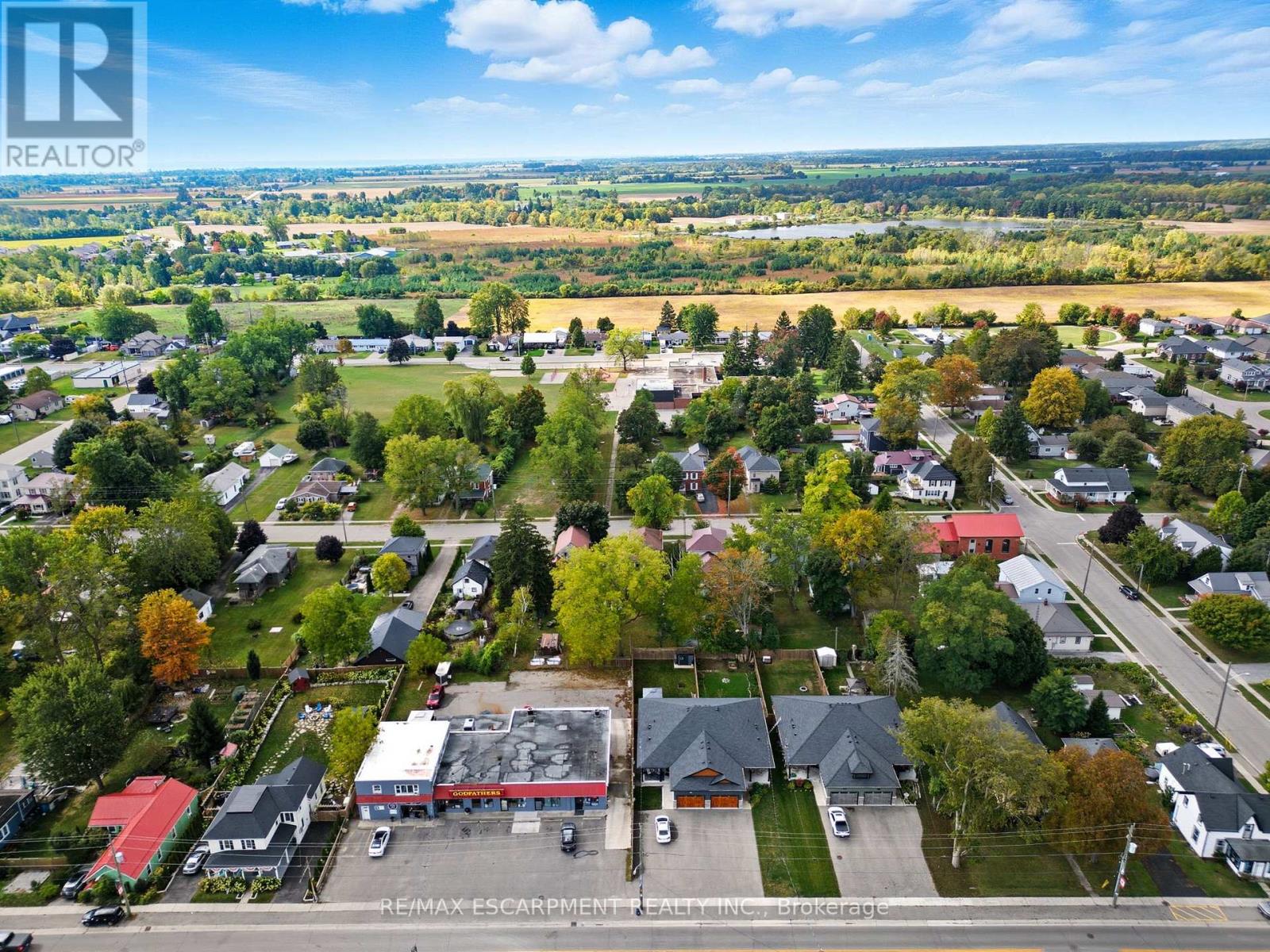 1053 Bay Street, Norfolk, Ontario  N0E 1M0 - Photo 2 - X12999094