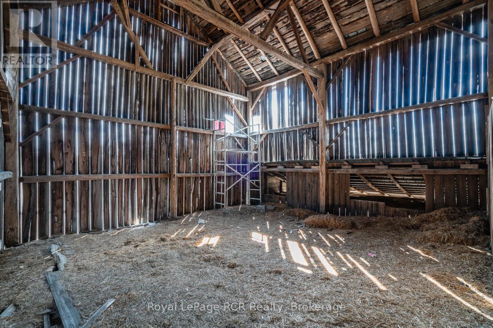 142270 Grey Road 9 Road, West Grey, Ontario  N0G 1C0 - Photo 43 - X12989166