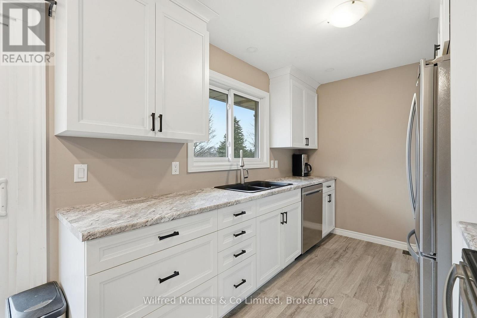 12 Second Street, Brockton, Ontario  N0G 2V0 - Photo 14 - X12997514