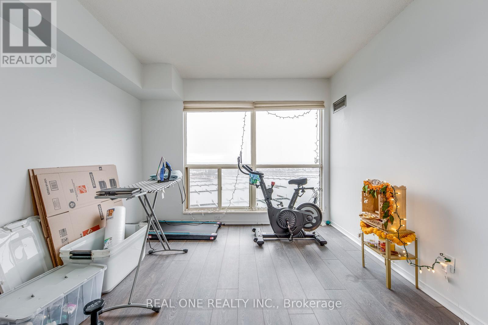 1005 - 2267 Lake Shore Boulevard W, Toronto, Ontario  M8V 3X2 - Photo 11 - W12987998
