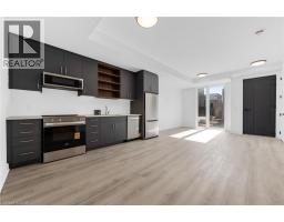 132 EVERETT Common, St. Catharines, Ontario