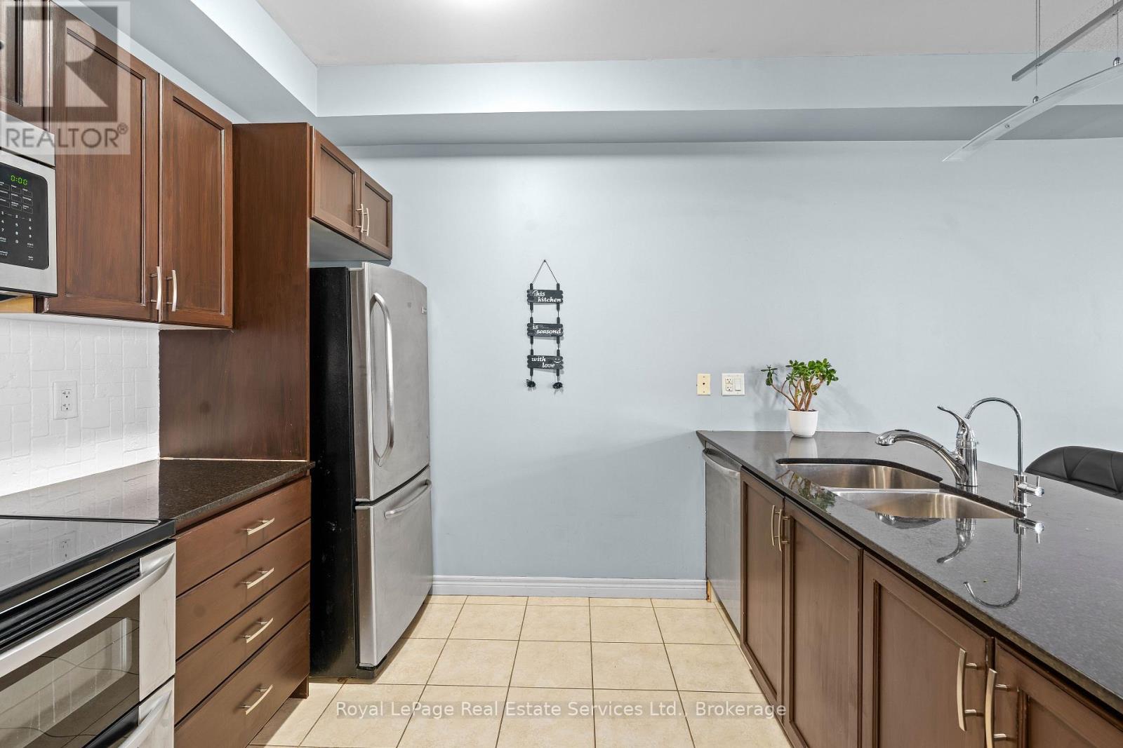 51 - 310 Fall Fair Way, Hamilton, Ontario  L0R 1C0 - Photo 11 - X12782790