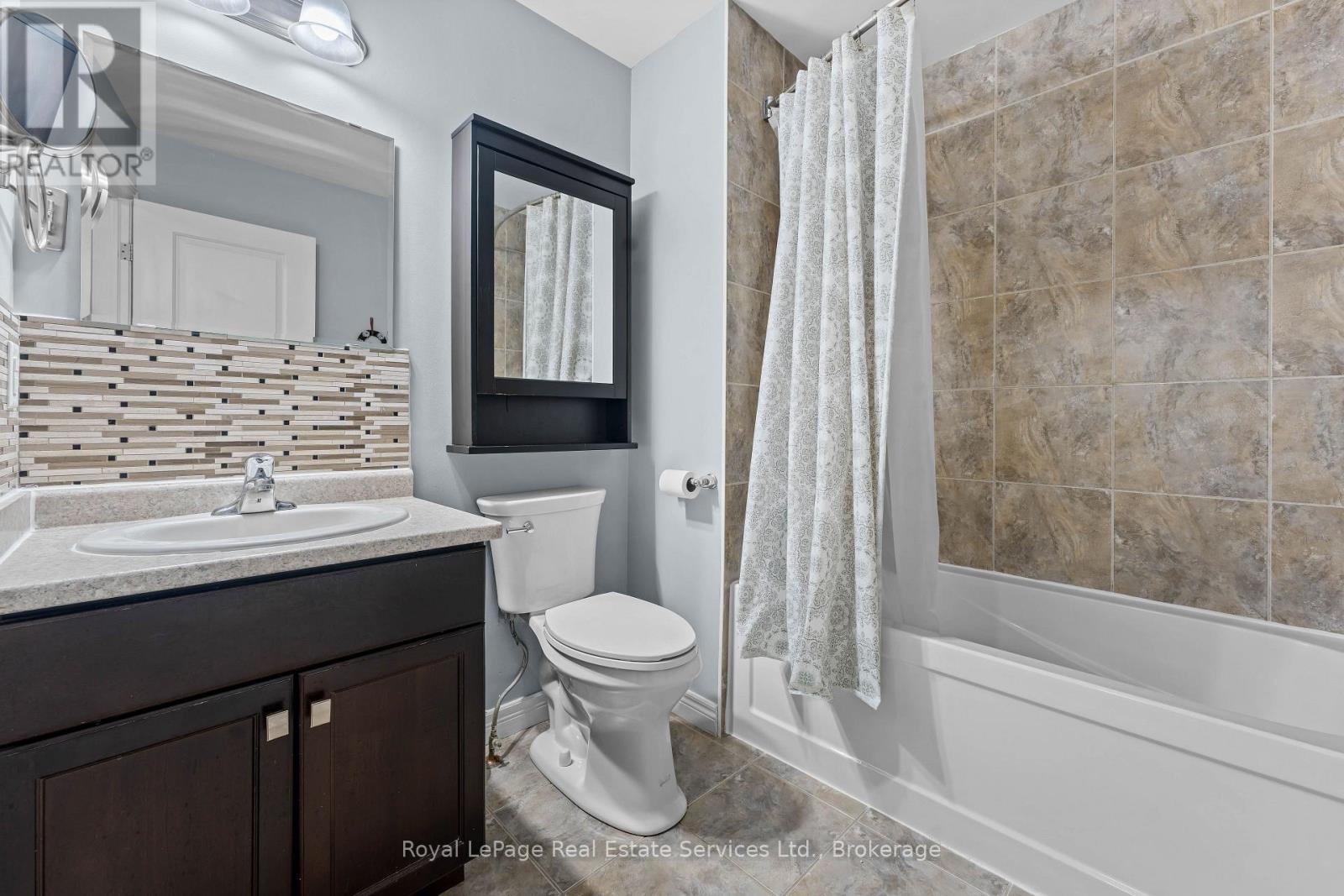 51 - 310 Fall Fair Way, Hamilton, Ontario  L0R 1C0 - Photo 17 - X12782790