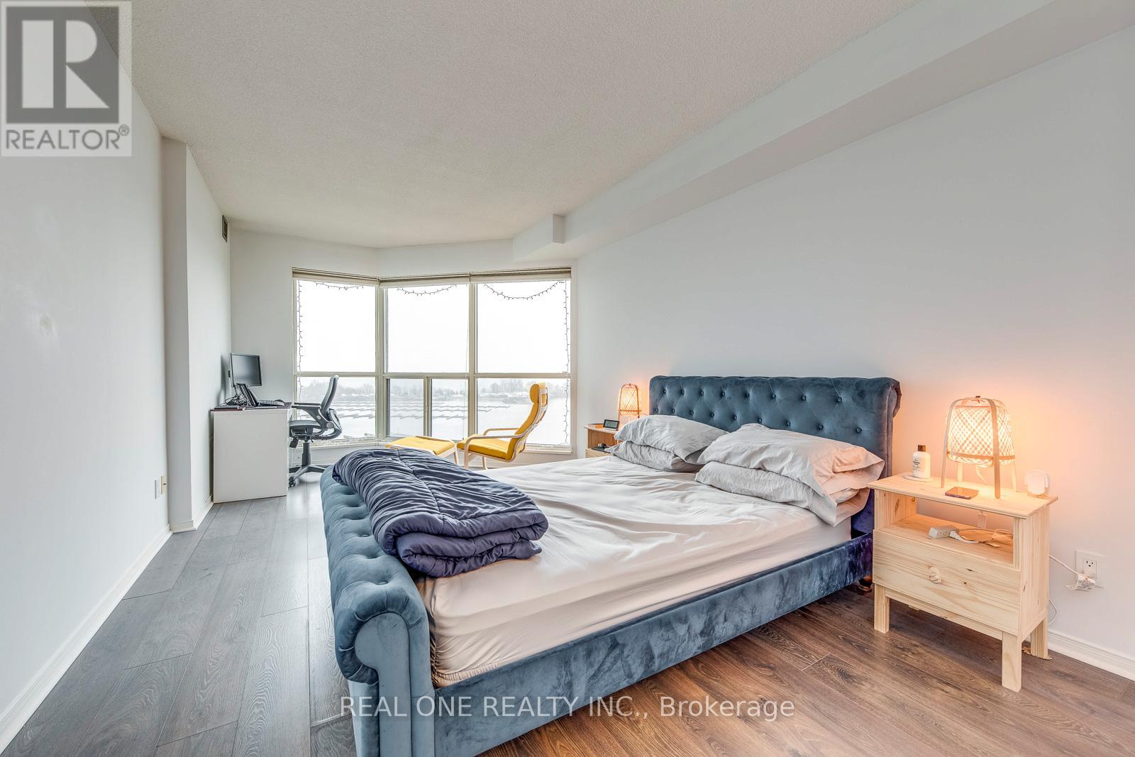 1005 - 2267 Lake Shore Boulevard W, Toronto, Ontario  M8V 3X2 - Photo 19 - W12987998