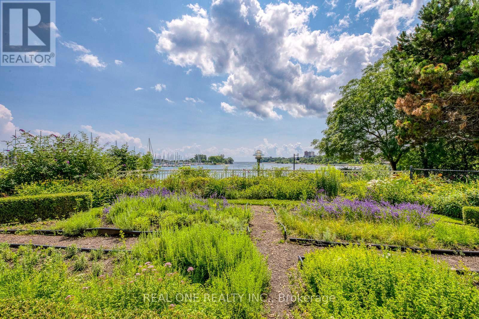 1005 - 2267 Lake Shore Boulevard W, Toronto, Ontario  M8V 3X2 - Photo 33 - W12987998