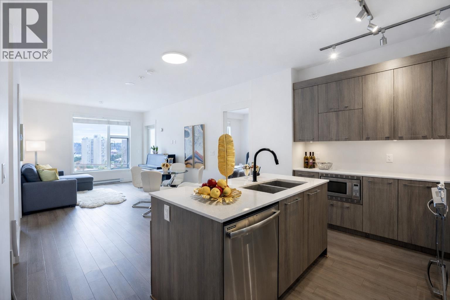 405 1012 Auckland Street, New Westminster, British Columbia  V3M 0M3 - Photo 2 - R3111615