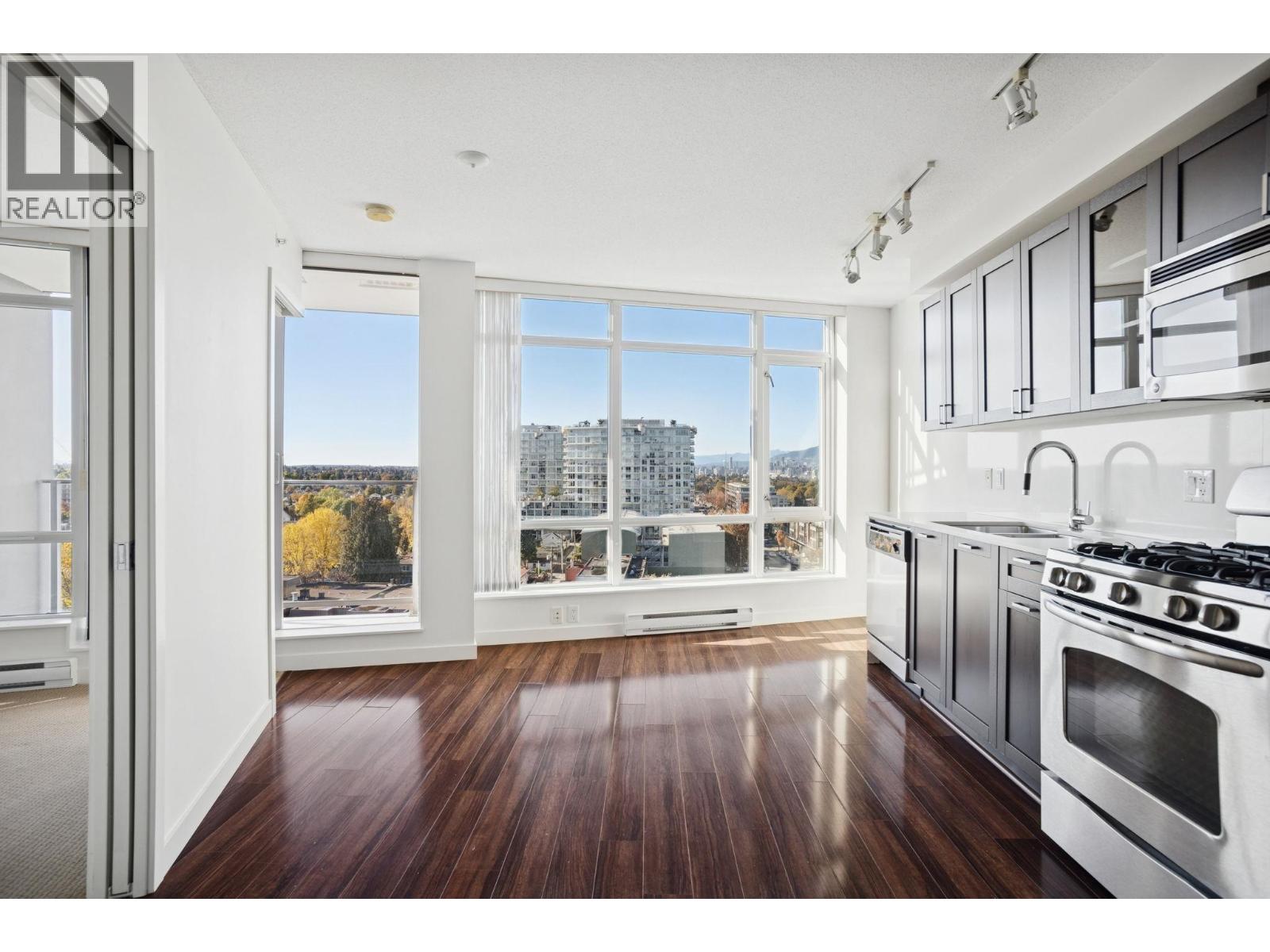 1010 4815 Eldorado Mews, Vancouver, British Columbia  V5R 0B2 - Photo 2 - R3111621