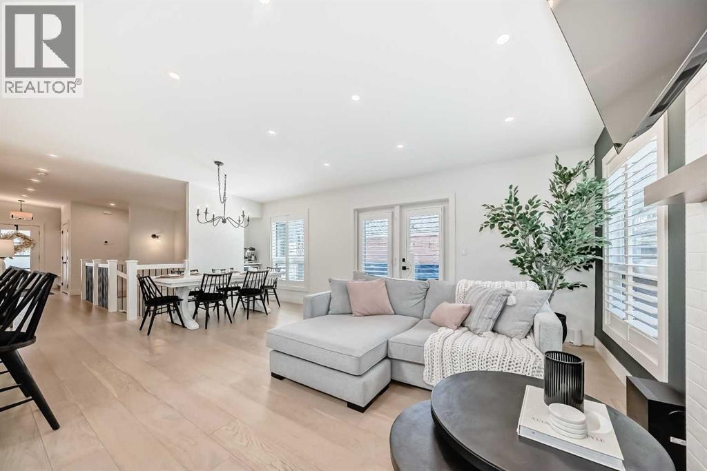 6303 Louise Road SW, Calgary, Alberta  T3E 5V3 - Photo 11 - A2299881