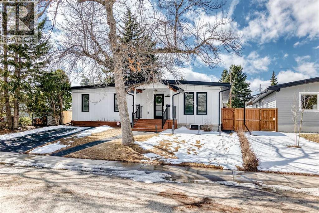 6303 Louise Road SW, Calgary, Alberta  T3E 5V3 - Photo 1 - A2299881