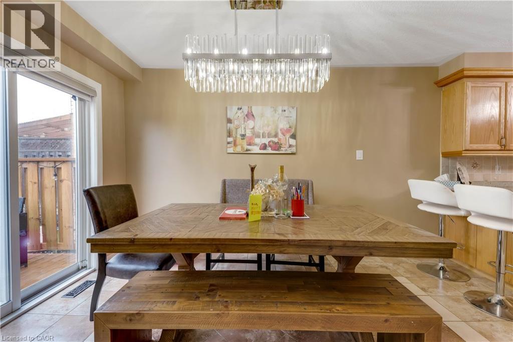 924 Copper Leaf Crescent, Kitchener, Ontario  N2E 3W1 - Photo 8 - 40817492