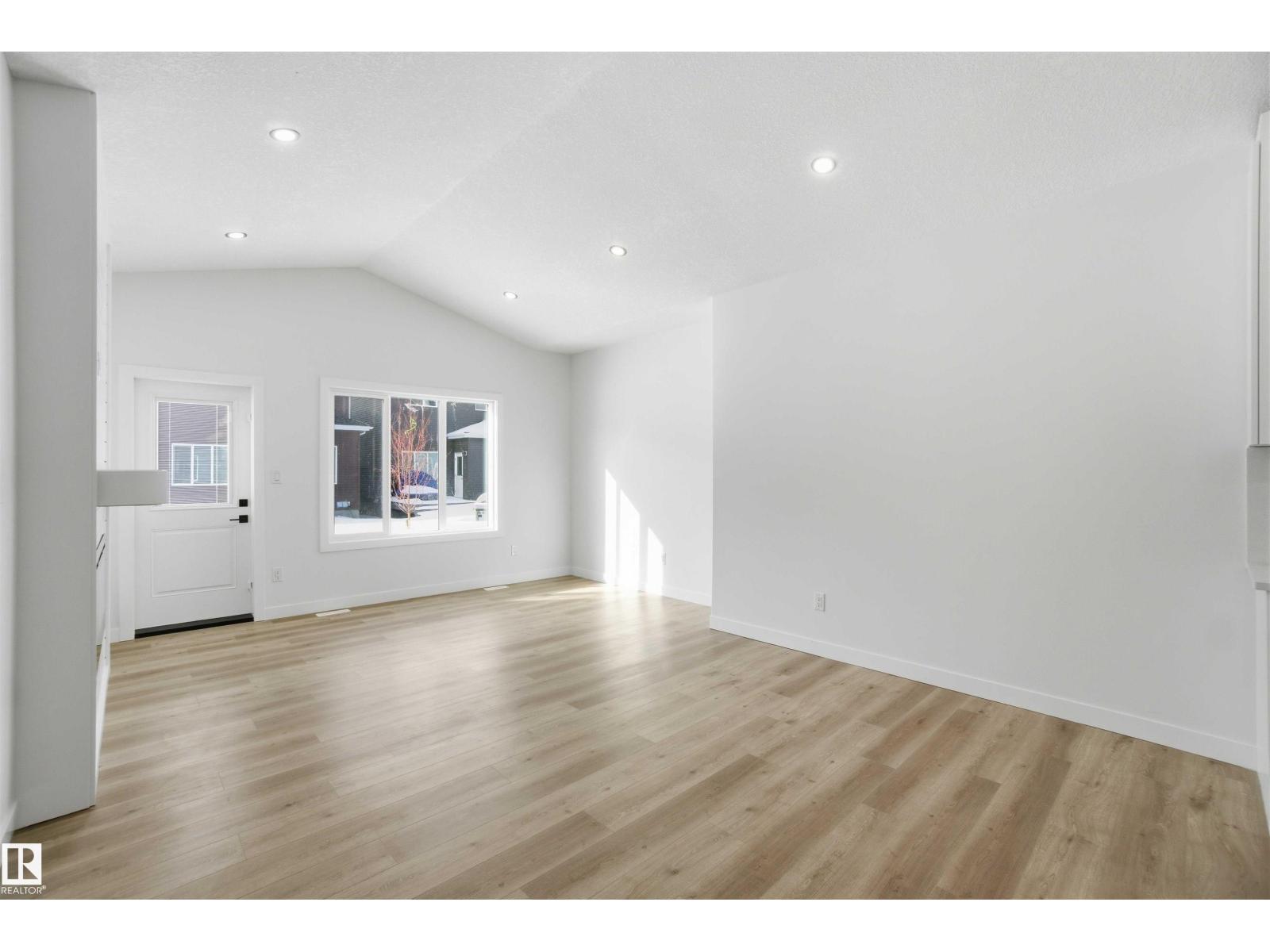 3320 Chickadee Drive Nw, Edmonton, Alberta  T5S 0V4 - Photo 8 - E4482267