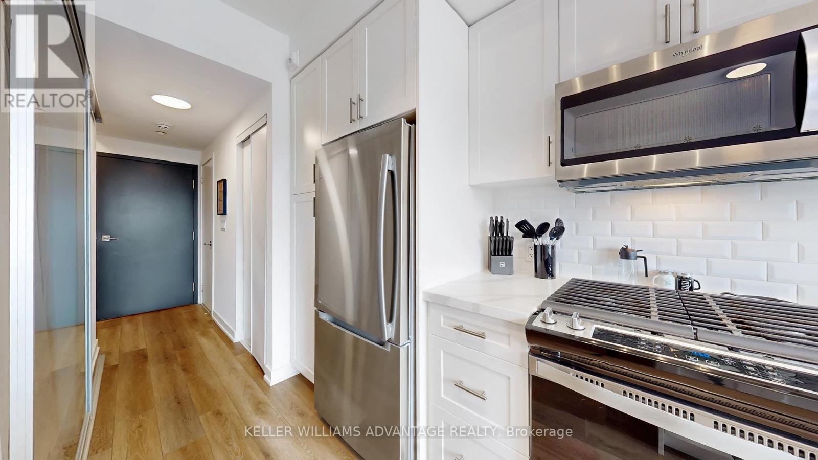 34 - 1479 O'connor Drive, Toronto, Ontario  M4B 2V5 - Photo 11 - E12999112